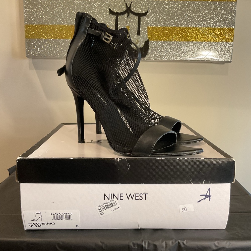 Nine West Fish Net Sandals